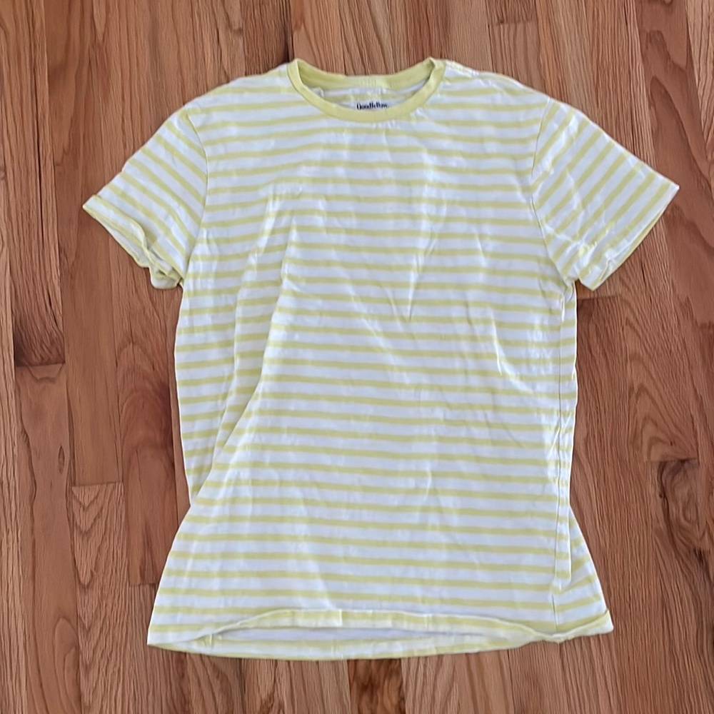 NWOT yellow striped t shirt